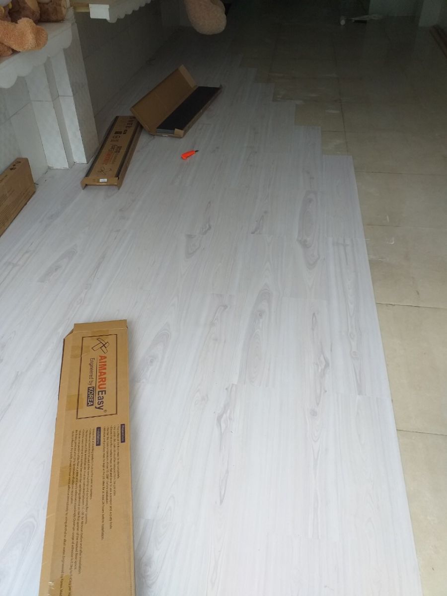 Sàn nhựa vân gỗ giá rẻ Aimaru 