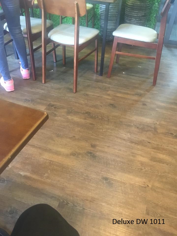 sàn nhựa deluxe 1011